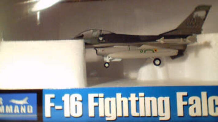 1:72 F-16 Fighting Falcon Tripple Nickel